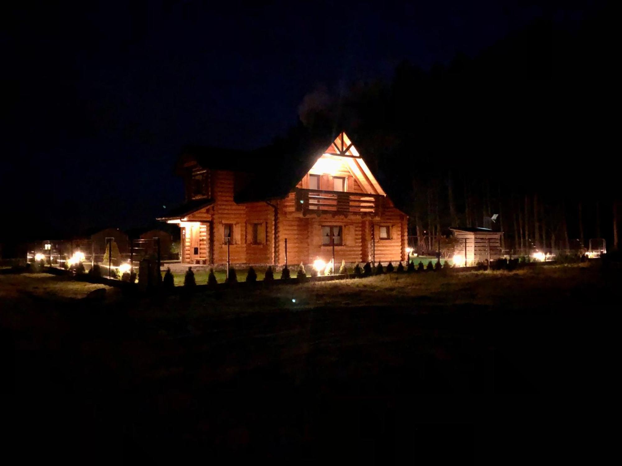 Dom Wakacyjny Zloto Polnocy Na Wylacznosc, Parking, Plac Zabaw, Tarasy Karwieńskie Błoto Exterior foto
